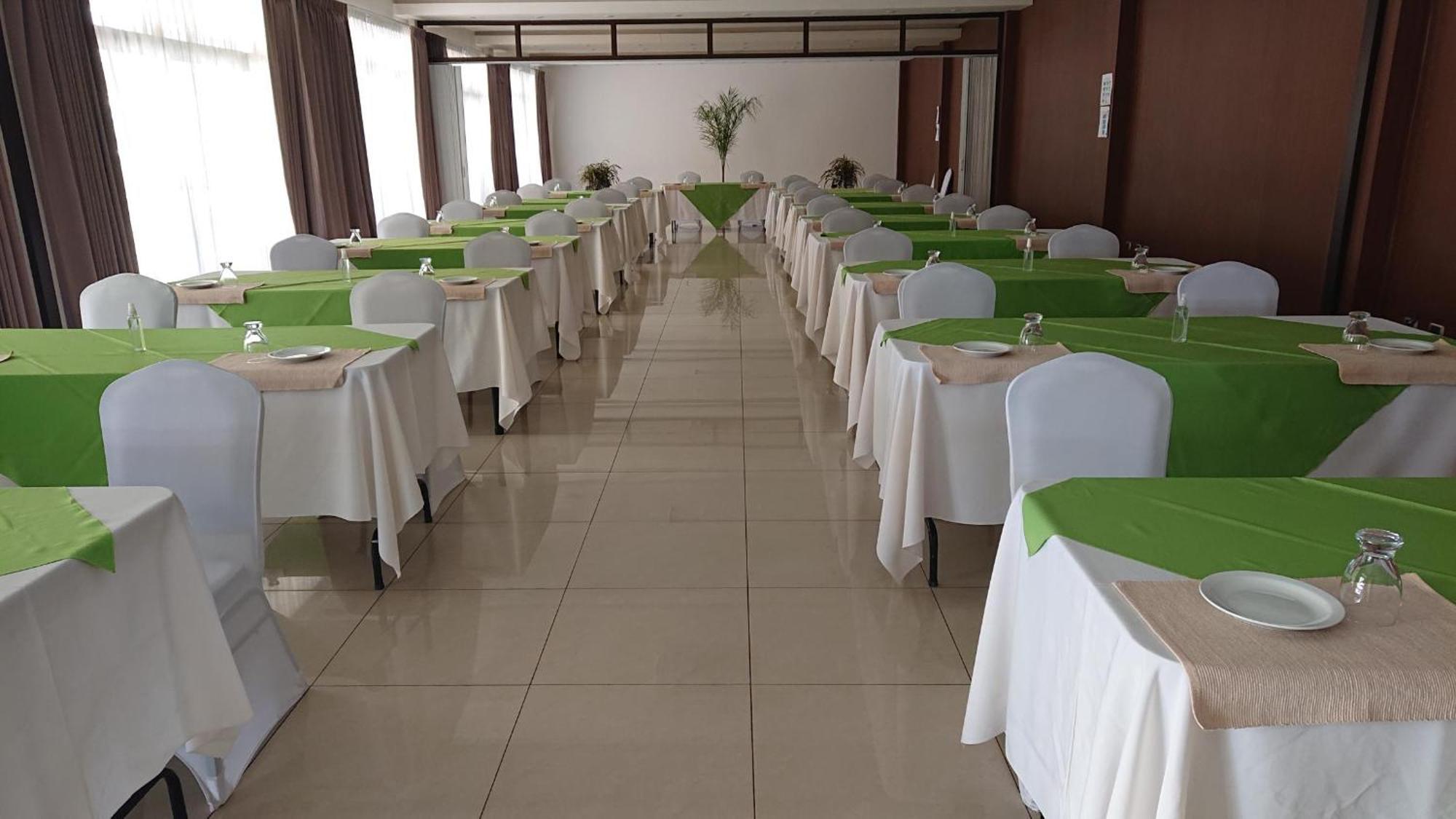 Hotel Y Restaurante El Guarco การ์ตาโก ภายนอก รูปภาพ