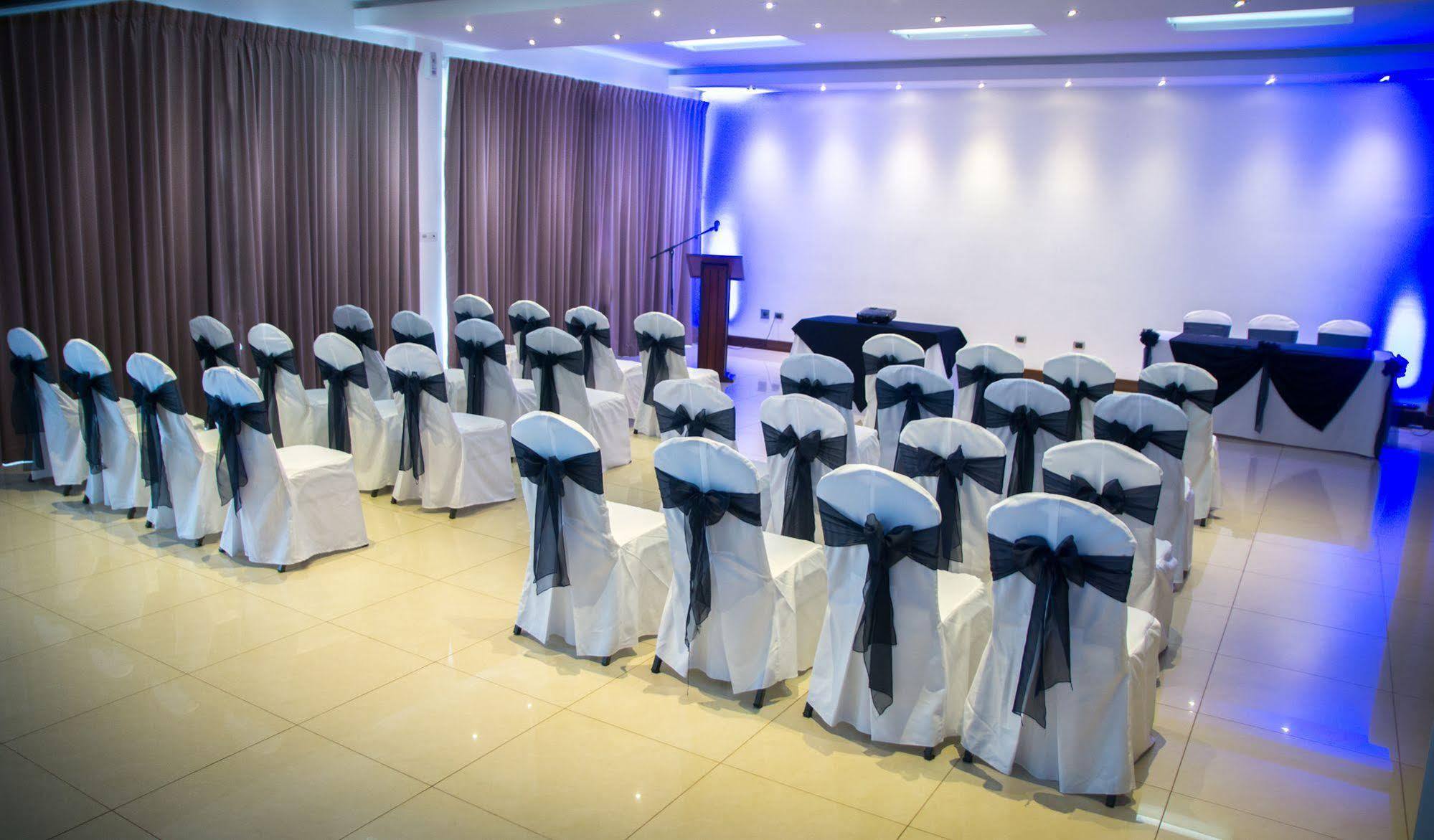 Hotel Y Restaurante El Guarco การ์ตาโก ภายนอก รูปภาพ