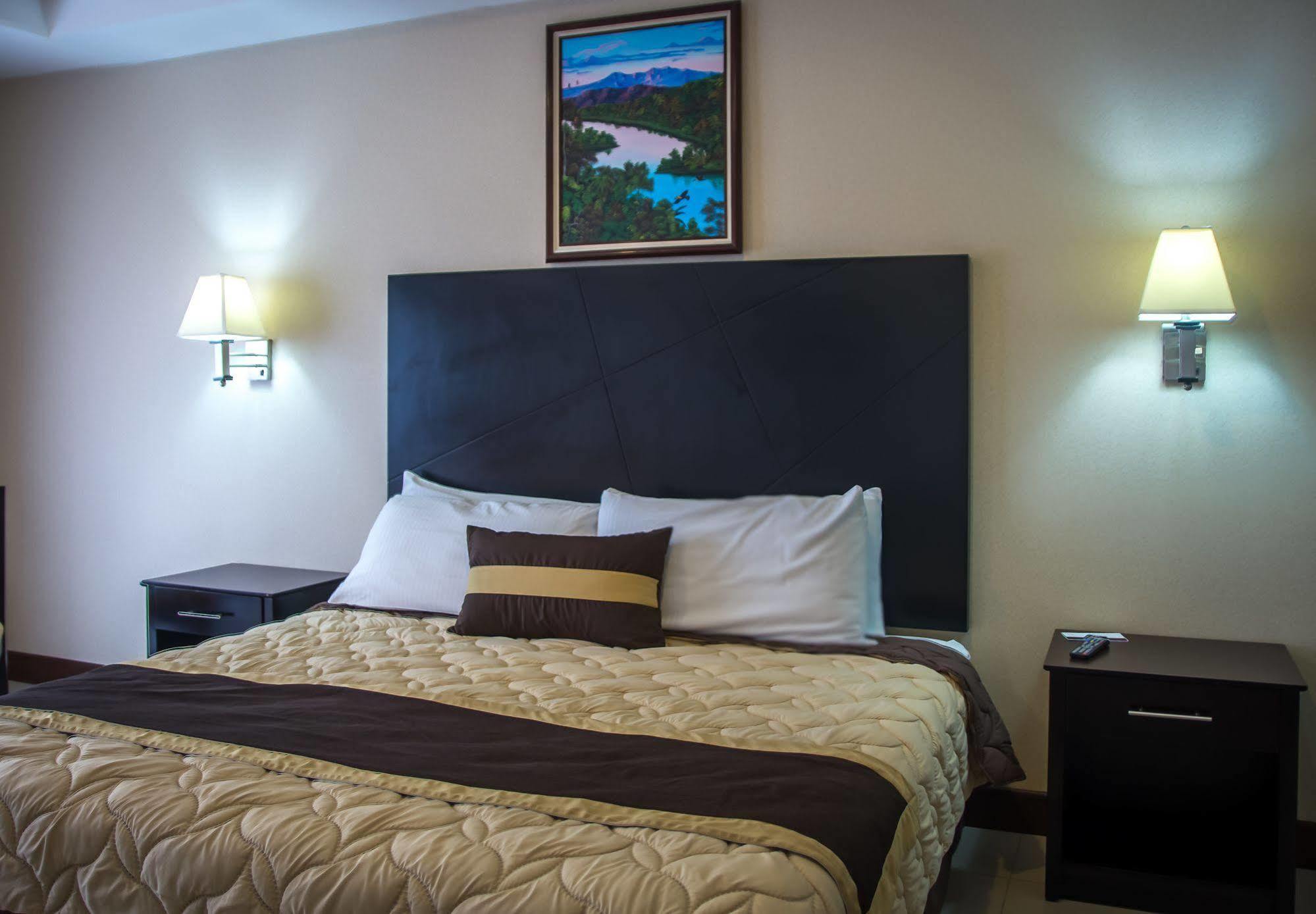 Hotel Y Restaurante El Guarco การ์ตาโก ภายนอก รูปภาพ
